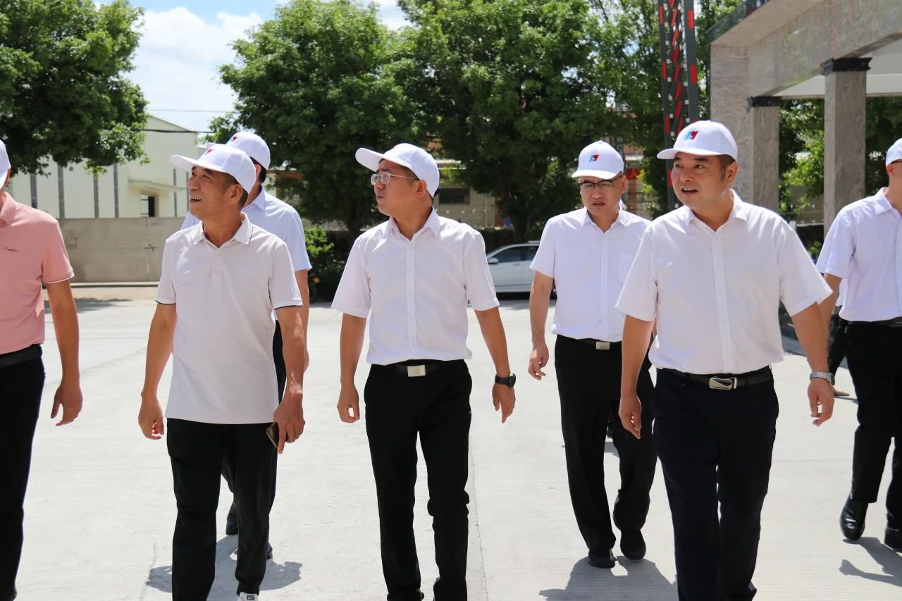 護航力源科技二期廠房項目建設！區政府開展項目建設督導工作